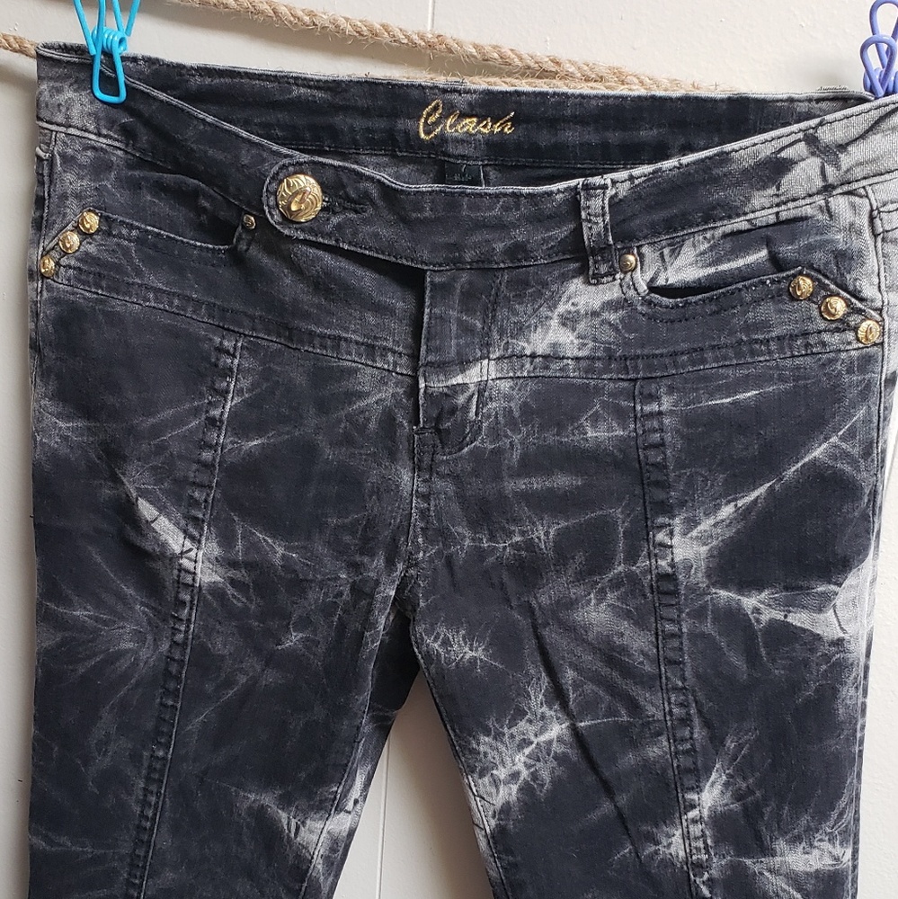 Clash Jeans